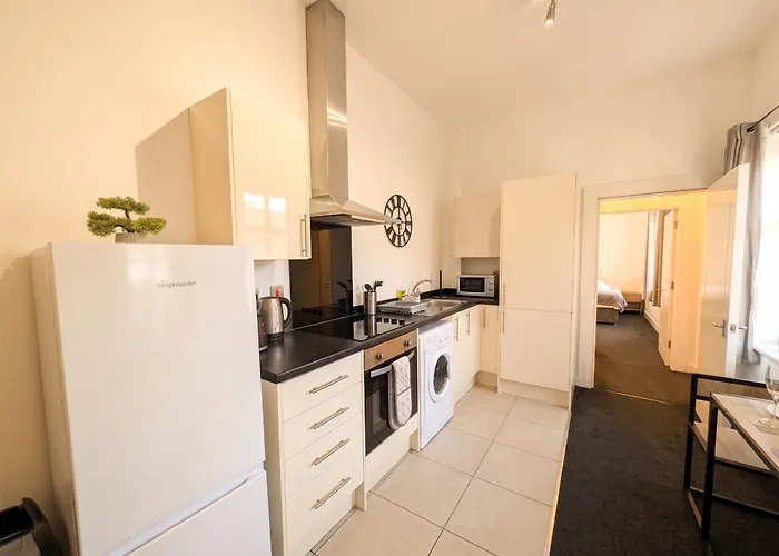 Cosy 1 Bedroom Flat-Free Parking